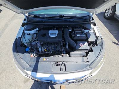 2019 Hyundai Elantra Sport Sedan - zdjęcie 15 z 31 - miniatura