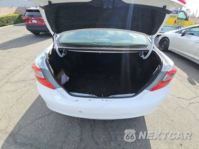 2013 Toyota Camry SE - zdjęcie 16 z 33 - miniatura