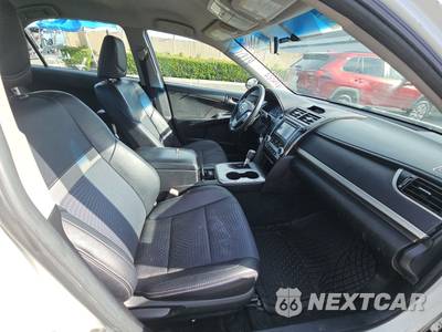 2013 Toyota Camry SE - zdjęcie 8 z 33 - miniatura