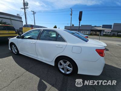 2013 Toyota Camry SE - zdjęcie 6 z 33 - miniatura