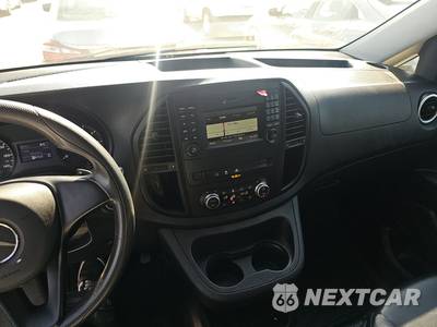 2016 Mercedes-Benz Metris Passenger Van 126.0" WB - zdjęcie 11 z 34 - miniatura