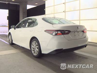2024 Toyota Camry LE - zdjęcie 6 z 26 - miniatura