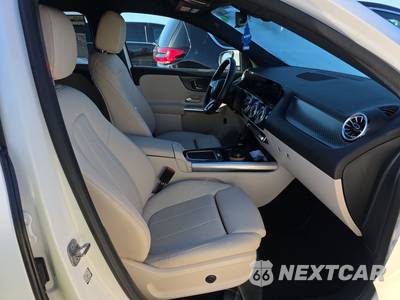 2025 Mercedes-Benz GLA 250 - zdjęcie 8 z 22 - miniatura