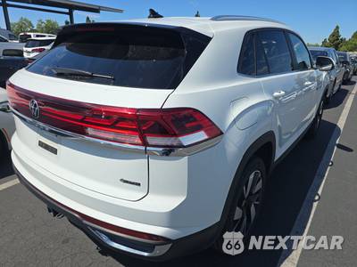 2025 Volkswagen Atlas Cross Sport 2.0T SE w/Technology - zdjęcie 4 z 26 - miniatura