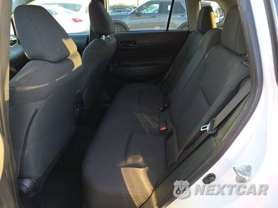 2024 Toyota Corolla Cross LE - zdjęcie 13 z 23 - miniatura