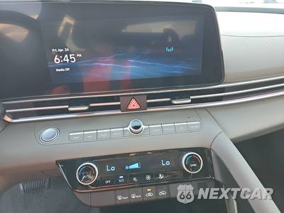 2024 Hyundai Elantra SEL - zdjęcie 11 z 21 - miniatura