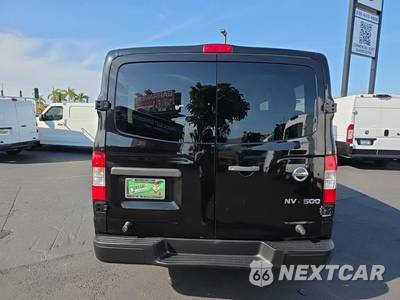 2017 Nissan NV3500 HD Passenger S 146.1" WB - zdjęcie 5 z 29 - miniatura