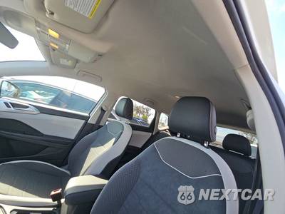 2025 Volkswagen Taos SE - zdjęcie 18 z 26 - miniatura