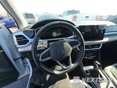 2025 Volkswagen Taos SE - zdjęcie 10 z 26 - miniatura