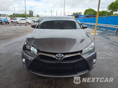 2017 Toyota Camry SE - zdjęcie 2 z 29 - miniatura