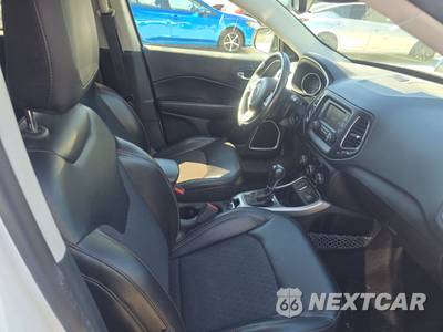 2018 Jeep Compass Latitude - zdjęcie 8 z 27 - miniatura