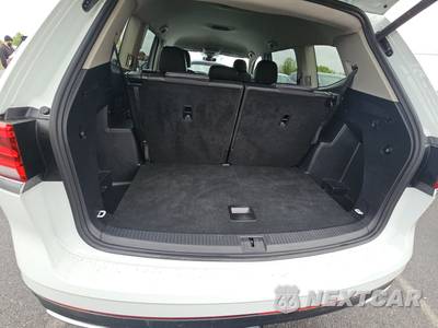 2025 Volkswagen Atlas 2.0T SE w/Technology - zdjęcie 17 z 29 - miniatura