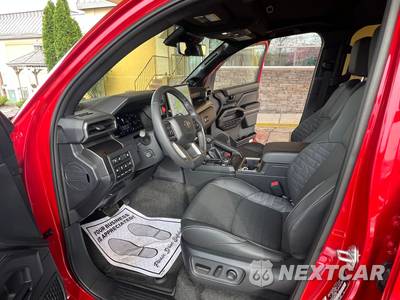 2025 Toyota 4Runner i-FORCE MAX TRD Off-Road Premium - zdjęcie 9 z 25 - miniatura