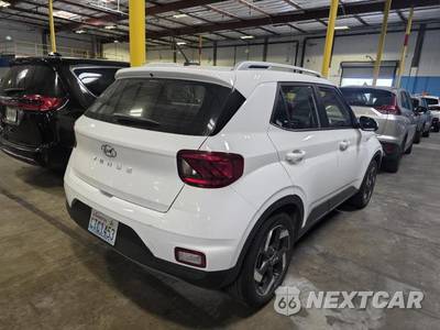 2025 Hyundai Venue SEL - zdjęcie 2 z 20 - miniatura
