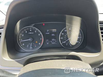 2017 Hyundai Elantra SE Sedan - zdjęcie 12 z 24 - miniatura