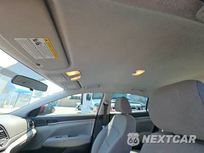 2017 Hyundai Elantra SE Sedan - zdjęcie 14 z 24 - miniatura