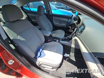 2017 Hyundai Elantra SE Sedan - zdjęcie 8 z 24 - miniatura