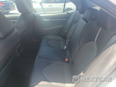 2023 Toyota Camry SE - zdjęcie 13 z 22 - miniatura