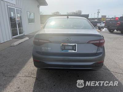 2024 Volkswagen Jetta SE - zdjęcie 5 z 18 - miniatura