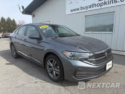 2024 Volkswagen Jetta SE - zdjęcie 2 z 18 - miniatura