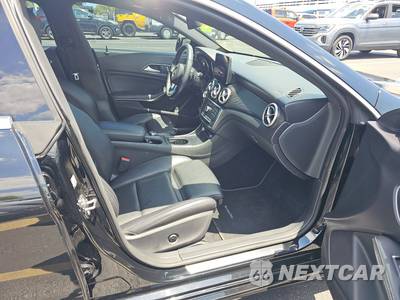 2019 Mercedes-Benz CLA 250 - zdjęcie 8 z 23 - miniatura
