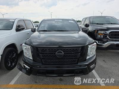 2023 Nissan TITAN SV Crew Cab Short Bed - zdjęcie 2 z 17 - miniatura