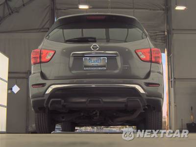 2020 Nissan Pathfinder SL - zdjęcie 7 z 30 - miniatura