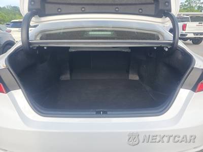 2023 Toyota Camry SE - zdjęcie 16 z 21 - miniatura