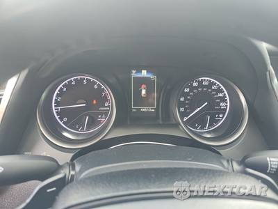 2023 Toyota Camry SE - zdjęcie 12 z 21 - miniatura