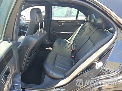 2016 Mercedes-Benz E 400 Sedan - zdjęcie 13 z 23 - miniatura