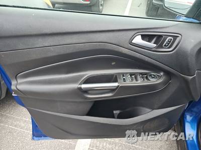 2017 Ford Escape SE - zdjęcie 9 z 20 - miniatura