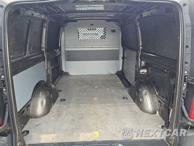 2018 Mercedes-Benz Metris Cargo Van 126.0" WB - zdjęcie 16 z 36 - miniatura