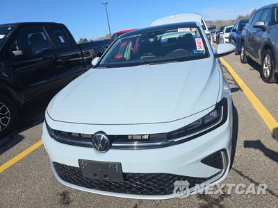 2025 Volkswagen Jetta SE - zdjęcie 2 z 17 - miniatura