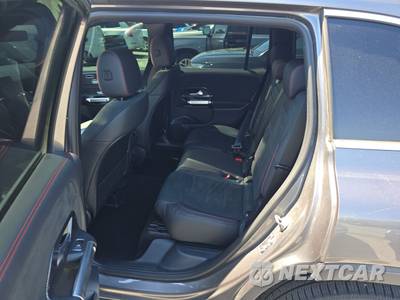 2022 Mercedes-Benz GLB 250 4MATIC - zdjęcie 13 z 29 - miniatura
