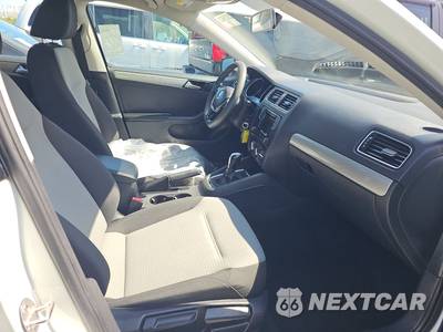 2017 Volkswagen Jetta S - zdjęcie 8 z 35 - miniatura