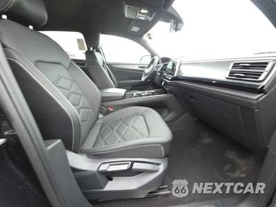 2024 Volkswagen Atlas Cross Sport 2.0T SE w/Technology - zdjęcie 8 z 25 - miniatura
