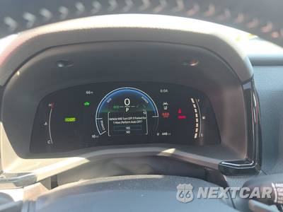 2026 Toyota Camry SE - zdjęcie 12 z 19 - miniatura