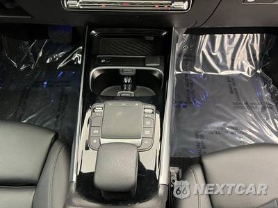 2021 Mercedes-Benz GLB 250 4MATIC - zdjęcie 11 z 46 - miniatura
