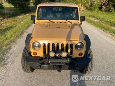 2013 Jeep Wrangler Unlimited Rubicon - zdjęcie 2 z 55 - miniatura