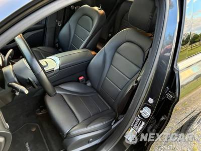 2021 Mercedes-Benz GLC 300 4MATIC - zdjęcie 13 z 35 - miniatura