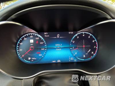 2021 Mercedes-Benz GLC 300 4MATIC - zdjęcie 23 z 35 - miniatura