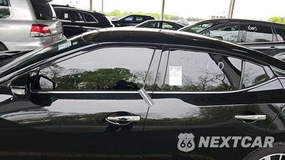 2019 Nissan Maxima SV - zdjęcie 27 z 43 - miniatura