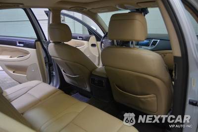 2010 Hyundai Genesis 4.6 Sedan - zdjęcie 19 z 34 - miniatura
