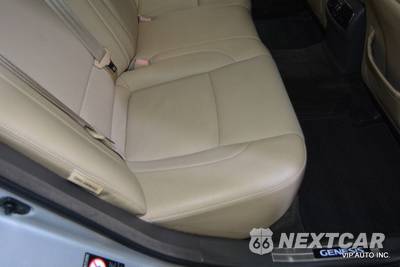 2010 Hyundai Genesis 4.6 Sedan - zdjęcie 26 z 34 - miniatura