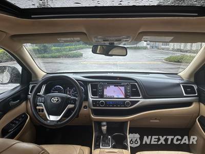 2015 Toyota Highlander XLE - zdjęcie 14 z 53 - miniatura