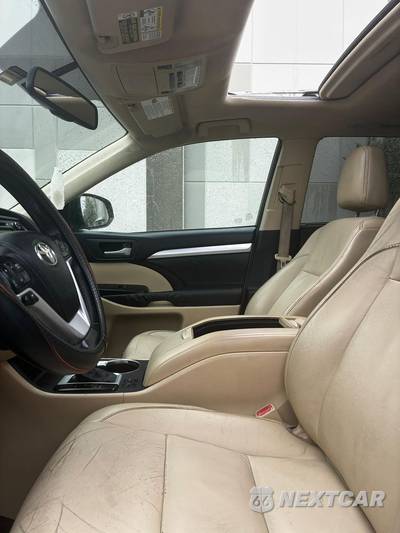 2015 Toyota Highlander XLE - zdjęcie 28 z 53 - miniatura