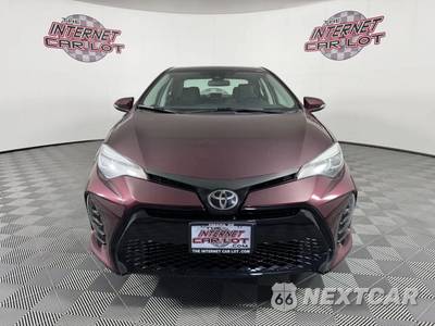 2017 Toyota Corolla 50th Anniversary Special Edition Sedan - zdjęcie 2 z 44 - miniatura