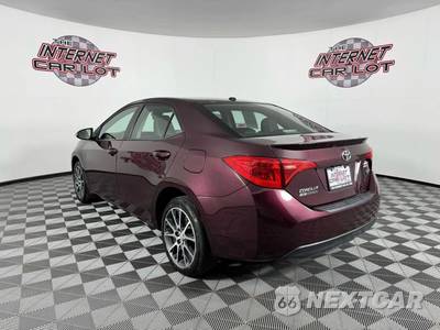 2017 Toyota Corolla 50th Anniversary Special Edition Sedan - zdjęcie 5 z 44 - miniatura