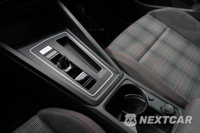 2022 Volkswagen Golf GTI SE - zdjęcie 40 z 50 - miniatura