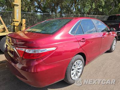 2016 Toyota Camry LE - zdjęcie 4 z 28 - miniatura
